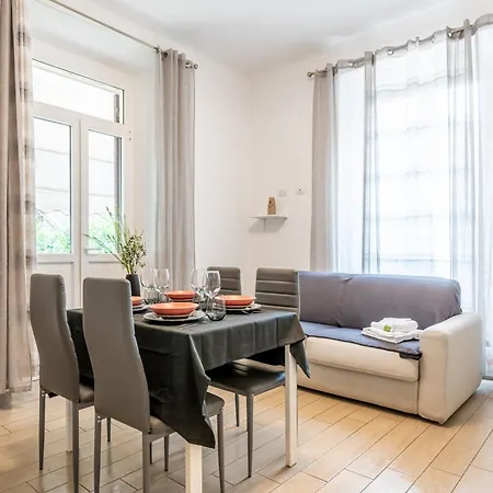 Apartman Guesthost - Alice Garden La Spezia