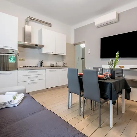 Apartment Guesthost - Alice Garden