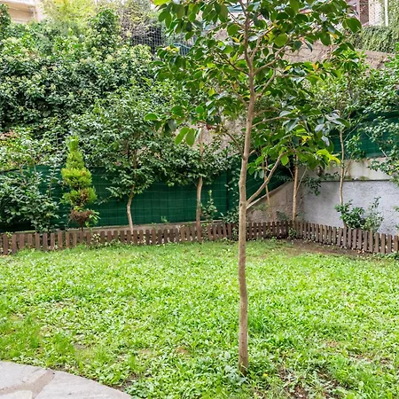 Guesthost - Alice Garden La Spezia