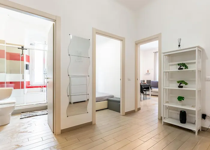 Guesthost - Alice Garden